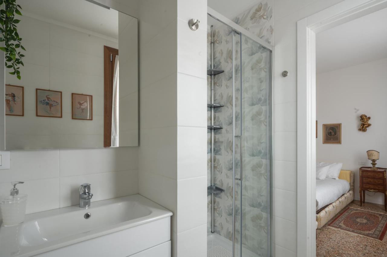 Tiepolo Apartment In The Biennale District R&R Венеция Екстериор снимка