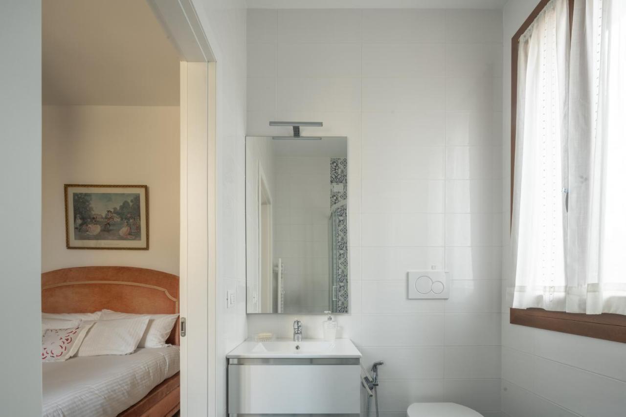 Tiepolo Apartment In The Biennale District R&R Венеция Екстериор снимка